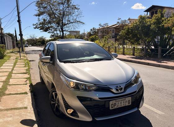 TOYOTA YARIS 1.5 16V FLEX XLS MULTIDRIVE TOYOTA YARIS 1.5 16V FLEX XLS MULTIDRIVE